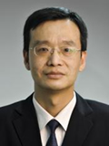 黄 炜 
